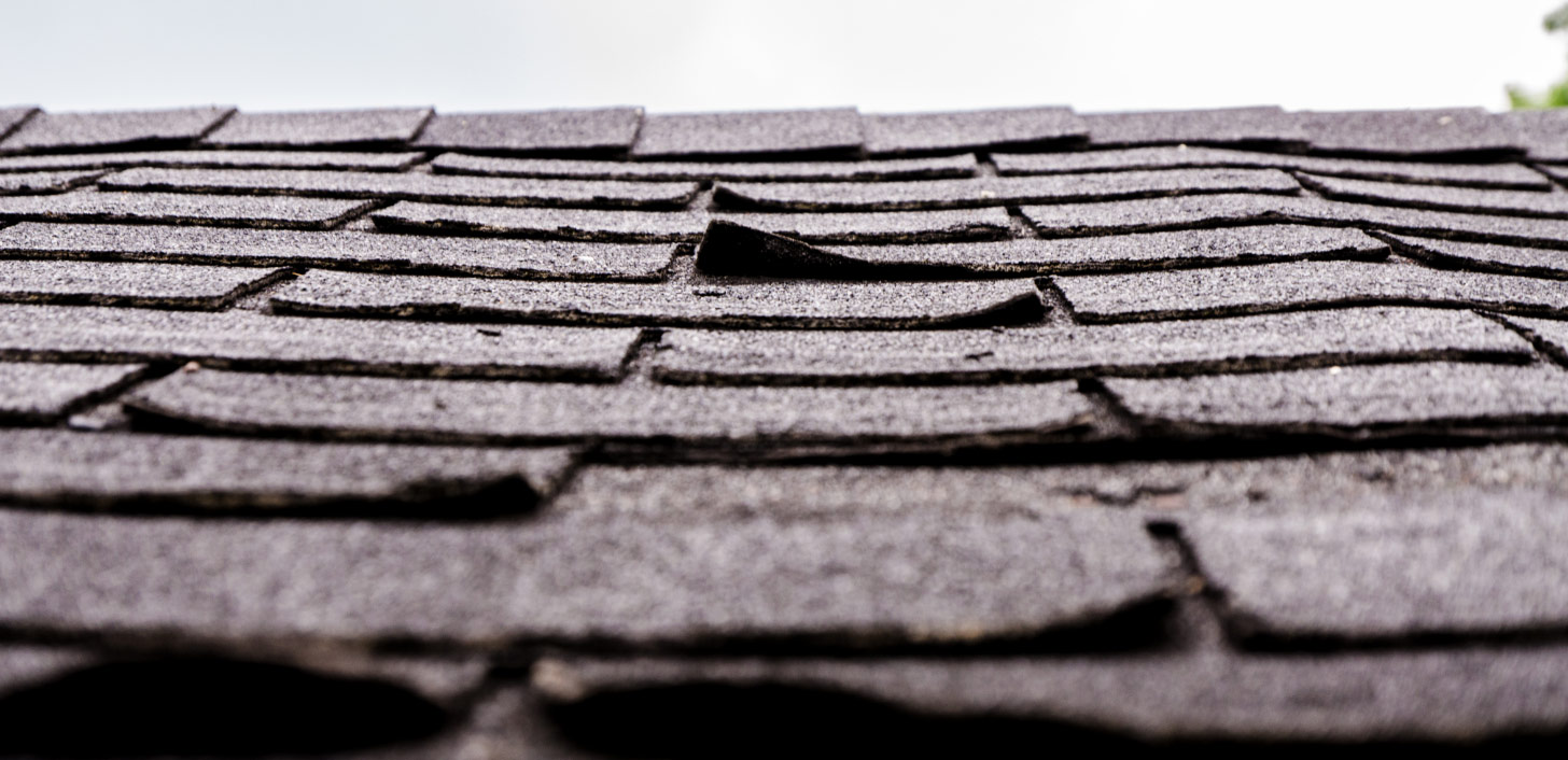 5 ways to tell that your house needs a new roof